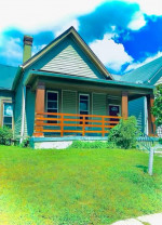 Loook! 3bedroom $2100 Updated, great neighborhood