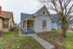 look! room for rent $200 weekly