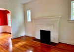 718 Richmond Ave/ Walk Metro! Charming fully renovated bungalow w/ CAC