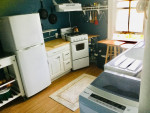 East downtown Milwaukee european style unit in duplex close to all