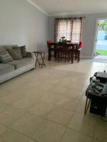 Beautifull villa 2bedroom 2 bath, 1 car garage.