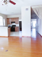 NewlyPainted, 2200ft2 - Lakeview 3 bedrooms, 2 1/2 bath