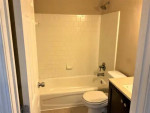 Adorable townhouse,with 3 bedrooms and 2.5 bathrooms Ready!