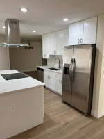 MODERN LUXURY ! 3/2 ! PORCELAIN FLOORING ! SS APPS ! NEW APPLIANCES !
