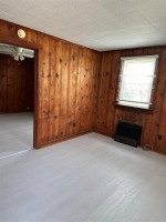 This charming 1-bedroom, 1-bathroom apartment is now available for ren