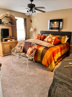 Newly renovated 3 bedroom 3 bath townhouse for rent