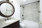 Duplex by owner Astoria no fee