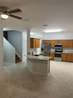 HOUSE 4 BED 2.5 BATH