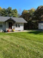 Short Term Rental: 2 Bedroom/2 Bath House for Rent $2350