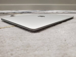 2016 12" APPLE MACBOOK RETINA W/ M3 core, 8 GB Ram, 256 GB SSD