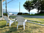 Beachfront 20 minutes to New Haven & Bridgeport