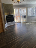 GRANITE KITCHEN- Beautiful Bi-Level Townhome