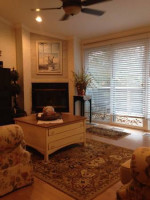 FULLY FURNISHED TOWNHOME