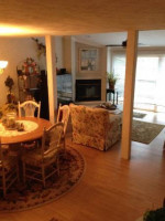 FULLY FURNISHED TOWNHOME