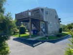 Renovated 1-1/2 Bedroom with Large Deck