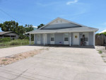 Walk To The Beach. 2/1 One Story Duplex Unit. Stunning.