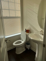 Share a 4b/3.5b very new townhome