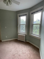 **@Charming 3-bedroom, 1.5-bathroom home