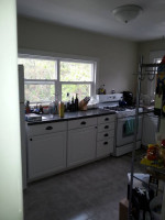 2 Bedroom 1 Bath  Duplex Downtown Westside-laundry+Off Street Parking