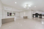 RARE OPPORTUNITY TO RENT ON THE EXCLUSIVE GRIFFING BLVD! Bright and sp