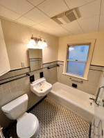 Middleton, 3Bed/1Bath, Hardwood Floors - Available Today