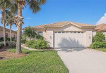 Single family golf course view home in Fort Myers!!
