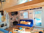 Cozy Newly Renovated 2-BR Cottage Near Lake Winnepesaukee