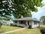 5Min to UW Hosp - 3B/1.5 B/2-Car Garage, Fenced Yd - Available Today