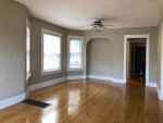 Eastside/UWM - 4 bedroom upper unit w/ parking - Available 5/1 or 6/1