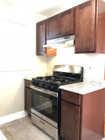 Bay View - Fully updated 2 bedroom upper unit - 5/1