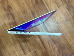 MacBook Pro 13” 2.7 GHz i5/8GB/256GB (late 2015)