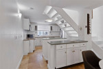 Charming Furnished Townhouse 3 Bed 2 Bath ! Pets Ok ! South Beach !