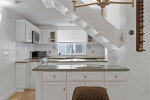 Charming Furnished Townhouse 3 Bed 2 Bath ! Pets Ok ! South Beach !