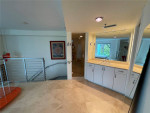 Beautiful Furnished TownHouse 2 Bed 2.5 Bath ! Pets Ok ! South Beach !