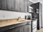 Fantastic Duplex 1 Bed 1 Ba ! Pets Ok ! Stainless Steel ! North Beach