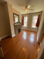 FULL HOUSE- 4 BED 2.5 BATH W/ WASHER AND DRYER / PRIVATE BACKYARD