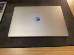 Macbook Pro 16 - Intel i9, AMD Radeon Pro, 64GB RAM, 500GB SSD