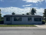 FABOLOUS 3-1 ! IMPACT WINDOWS ! NEW APPLIANCES ! PETS OK !VINYL FLOOR!
