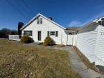3 Bed House - Perfect Location!