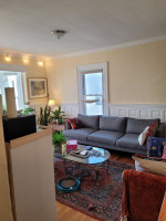 2bed/1bath available 9/1