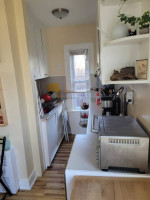 2bed/1bath available 9/1