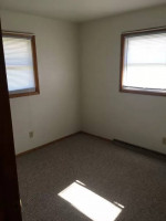 Updated Two Bed T-House + Close to All City Conveniences