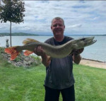 Lake cottage renting monthly, FYI save $1,000'$