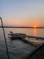 Lake cottage renting monthly, FYI save $1,000'$