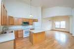 AVAIL 8/1-Spacious 3BR Town Home @ Woodridge Estates in Coralville!