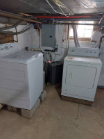 FIRST MONTHS RENT FREE!