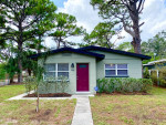 Charming 2/1 Duplex Style Home in South St Pete!