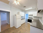 Cozy 2BR/1BA Duplex in South Tampa Plant HS District with Covered Park