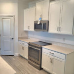 Large Over Size 3BR/2BA Open Floor plan Villa, Feels like a house. Loa