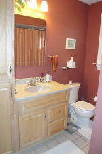 2BR/1BA 1st floor duplex located in beautiful Lawrenceville